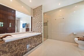 Tropicana Pool Villa