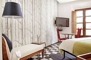 Del Carmen Concept Hotel
