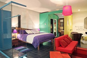 Del Carmen Concept Hotel