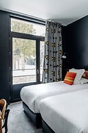 Totem, Friendly Hotel