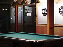 The Ritz Cafe and Motor Inn
