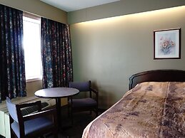 The Ritz Cafe and Motor Inn