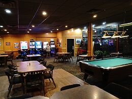 The Ritz Cafe and Motor Inn