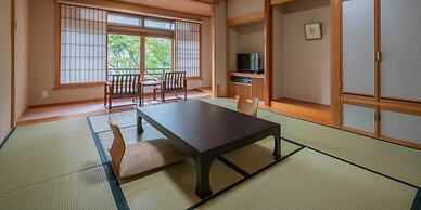 Kusatsu Hotel