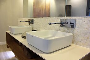 Les Suites Massena