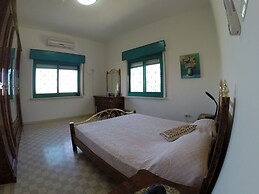 Auberg-Inn Guesthouse