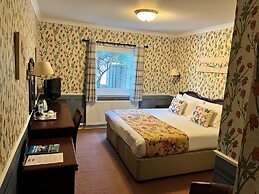 Ramnee Hotel