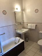Ramnee Hotel