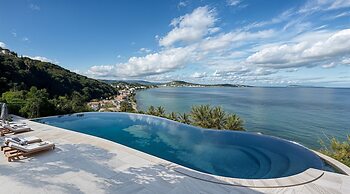 Ionian Hill Hotel