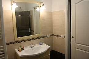 Pope's Suites