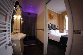 Pope's Suites