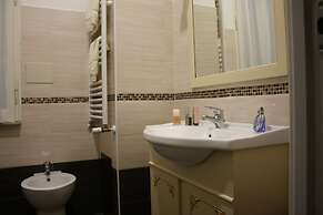 Pope's Suites