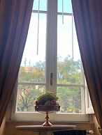 Pope's Suites