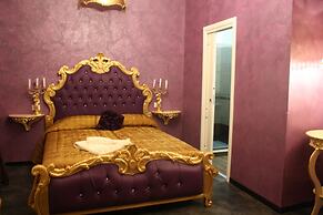 Pope's Suites