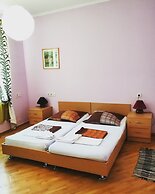 JR's House - Hostel