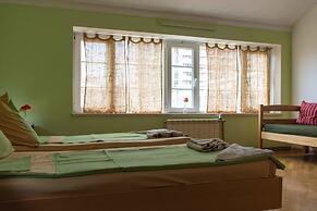 JR's House - Hostel