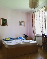 JR's House - Hostel