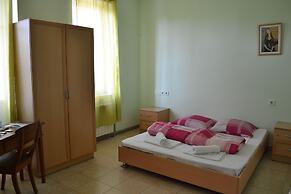 JR's House - Hostel