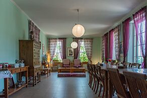 JR's House - Hostel