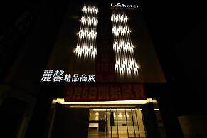 Leesing Hotel