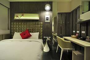 Leesing Hotel