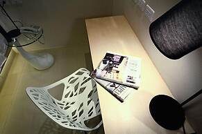 Leesing Hotel