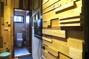 ReWood Guesthouse
