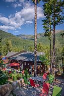 Earl Grey Lodge
