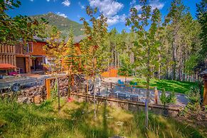 Earl Grey Lodge