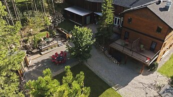 Earl Grey Lodge