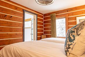Earl Grey Lodge
