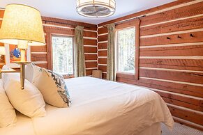 Earl Grey Lodge