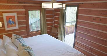 Earl Grey Lodge