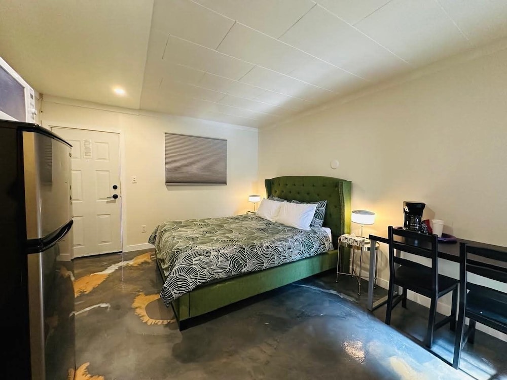 Sage Hills Motel