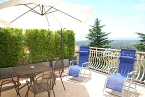 Etna Royal View