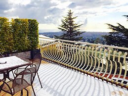 Etna Royal View