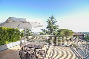 Etna Royal View