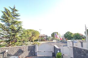 Etna Royal View