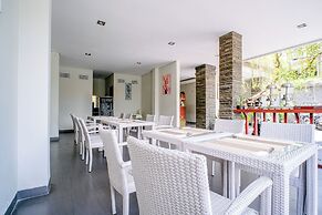 Kamini Legian Hotel
