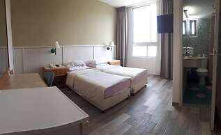 Marom Residence Romema