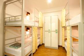 Chinatown Hostel