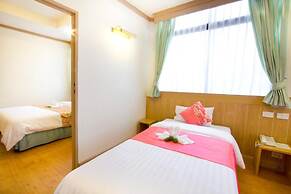 Chinatown Hostel