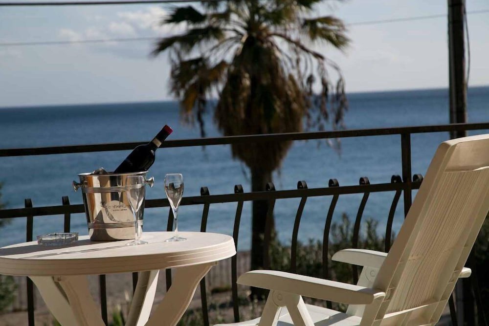 Chrismare Hotel