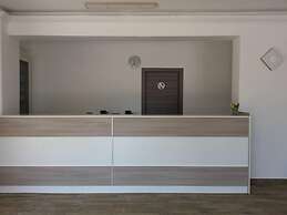 Chrismare Hotel