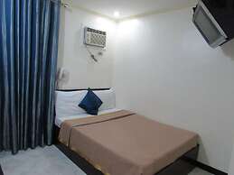 Oyster Plaza Hotel