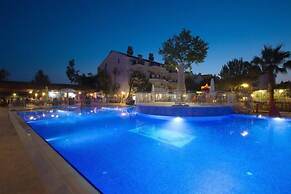 Irem Garden Hotel & Apartments