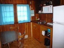 Addison's Bungalows