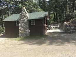 Addison's Bungalows