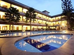Cakra Kembang Hotel
