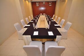 Cakra Kembang Hotel